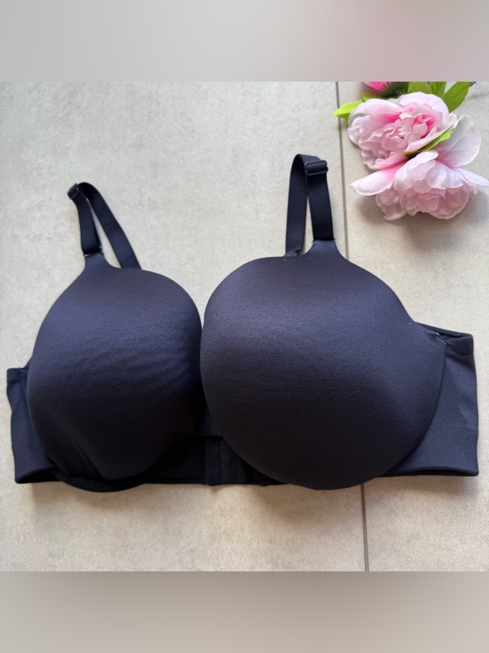 Cacique Bra SZ 42 DDD  navy Blue Backsmoother lightly lined full coverage logo